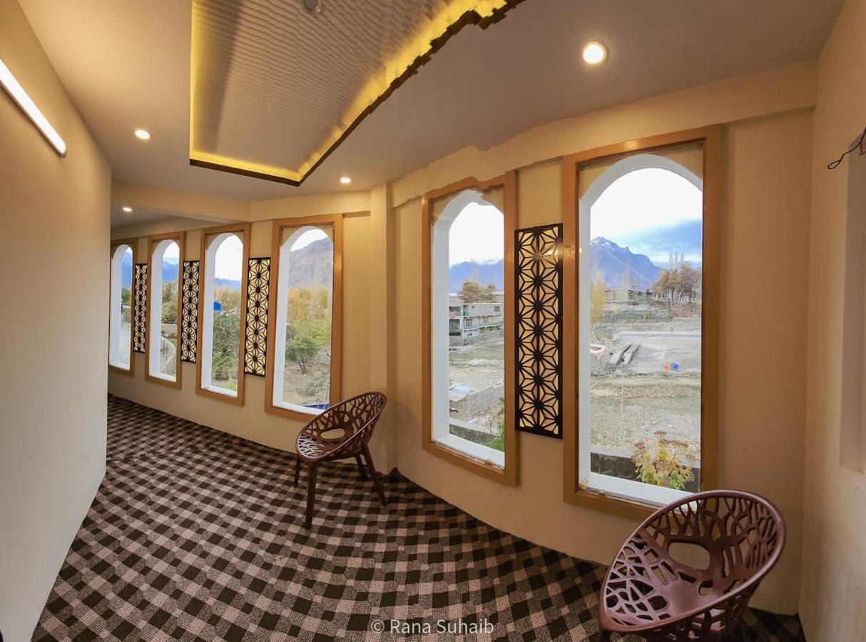 Pyramid Lodge Skardu Ngoại thất bức ảnh