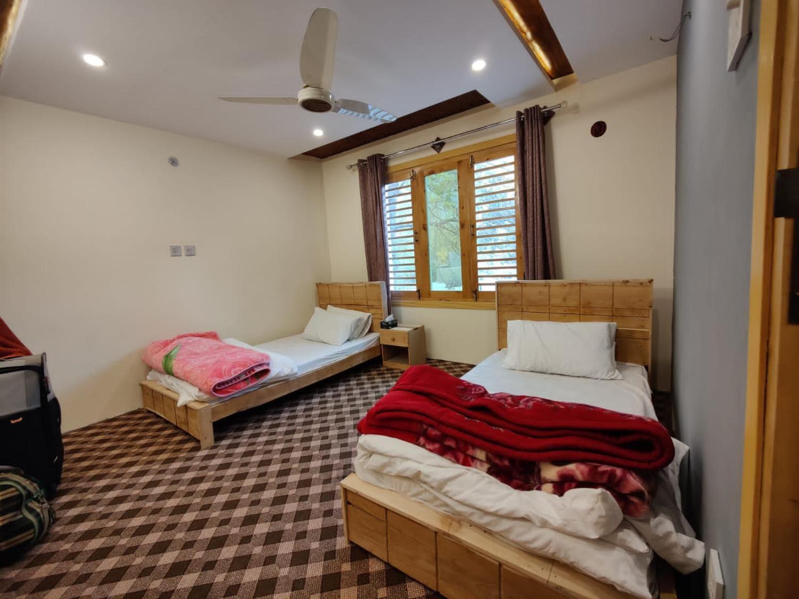 Pyramid Lodge Skardu Ngoại thất bức ảnh